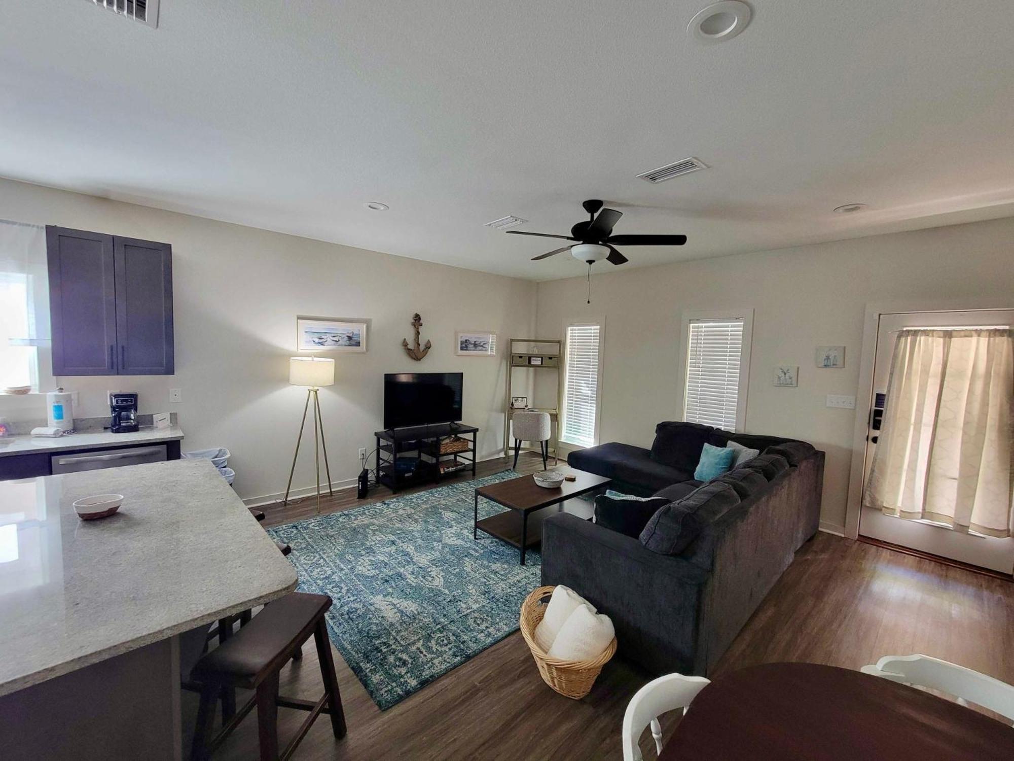 Beach Flow Bungalow-Mins To Downtown-Dining-Base Pensacola Eksteriør billede
